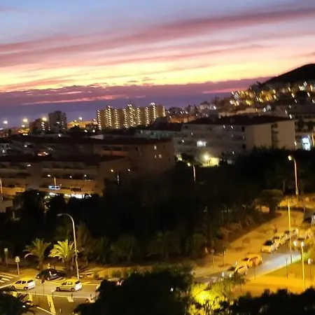 Exclusive Penthouse In Downtown Cristianos Apartament